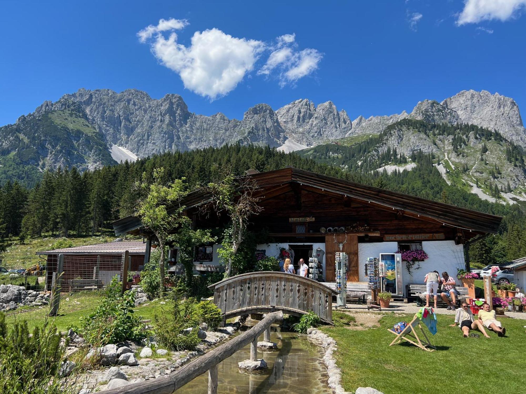HAHNENKAMM SUITE DELUXE Wellnes&Ski-In/Ski-Out Kitzbühel Exterior foto